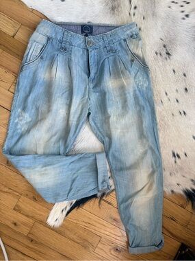Turkish Lightweight soft Denim Tapered pleated Trousers size 34-36